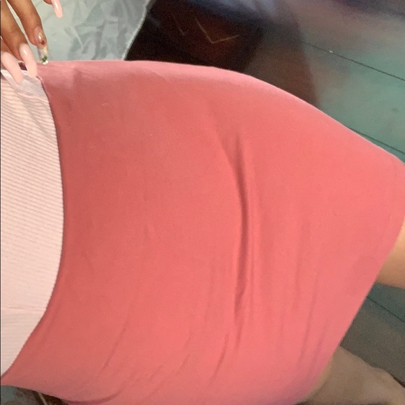 Pink skirt 💕 - Picture 2 of 3